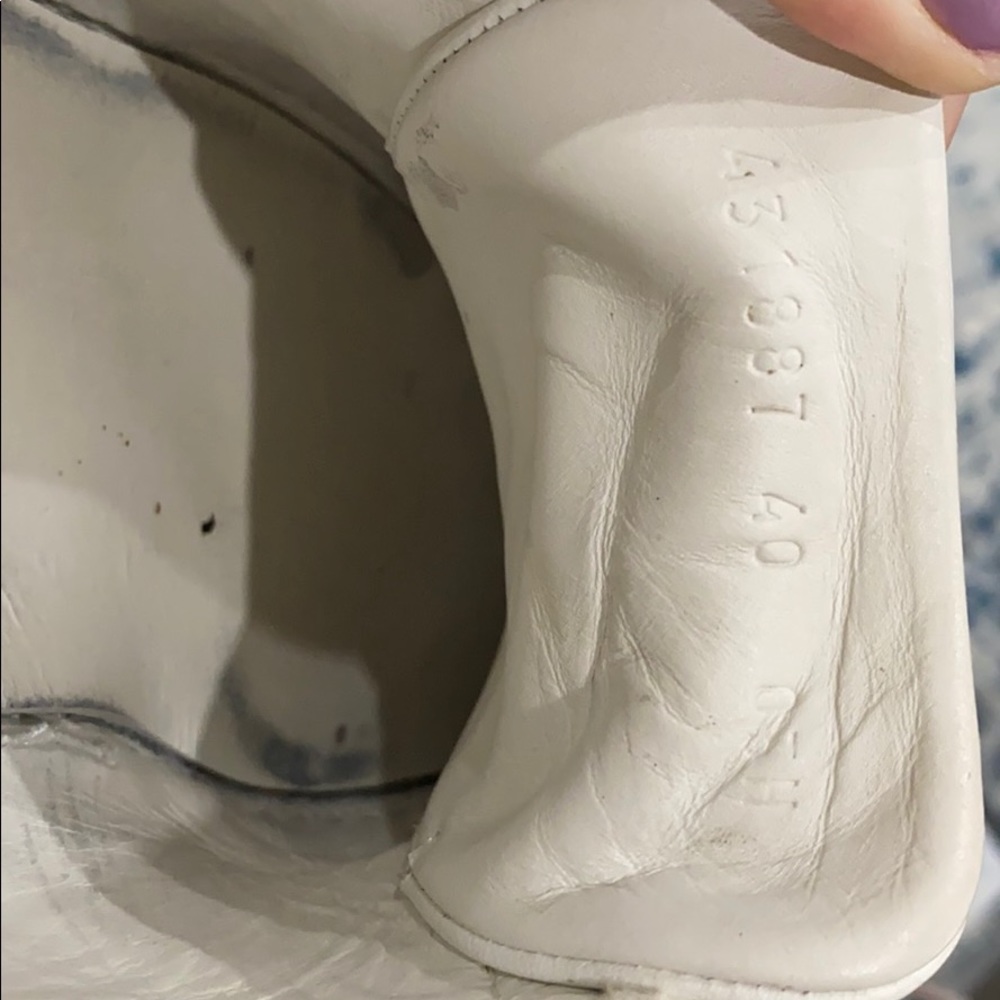 Dont buy. Serial code